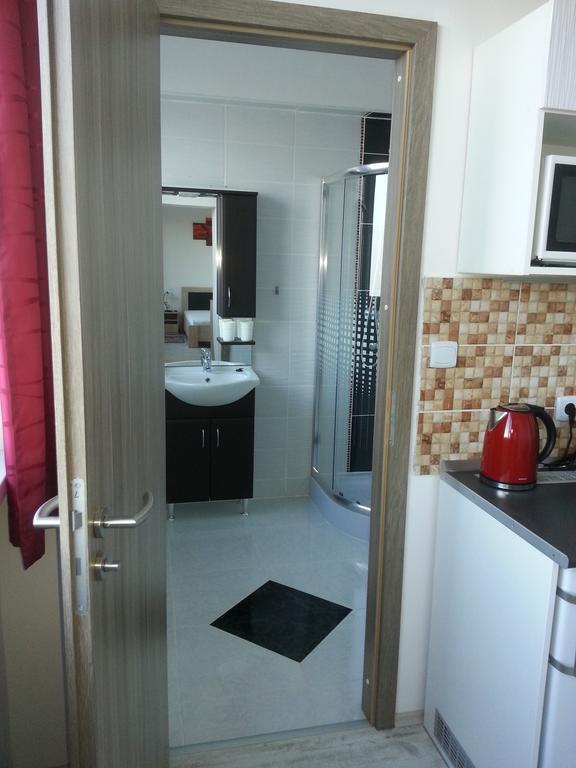 Downtown Apartment Μίσκολτς Εξωτερικό φωτογραφία