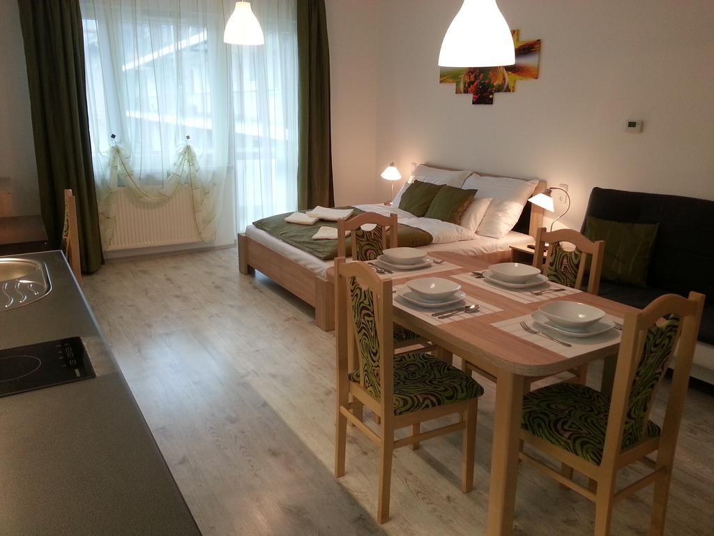 Downtown Apartment Μίσκολτς Εξωτερικό φωτογραφία
