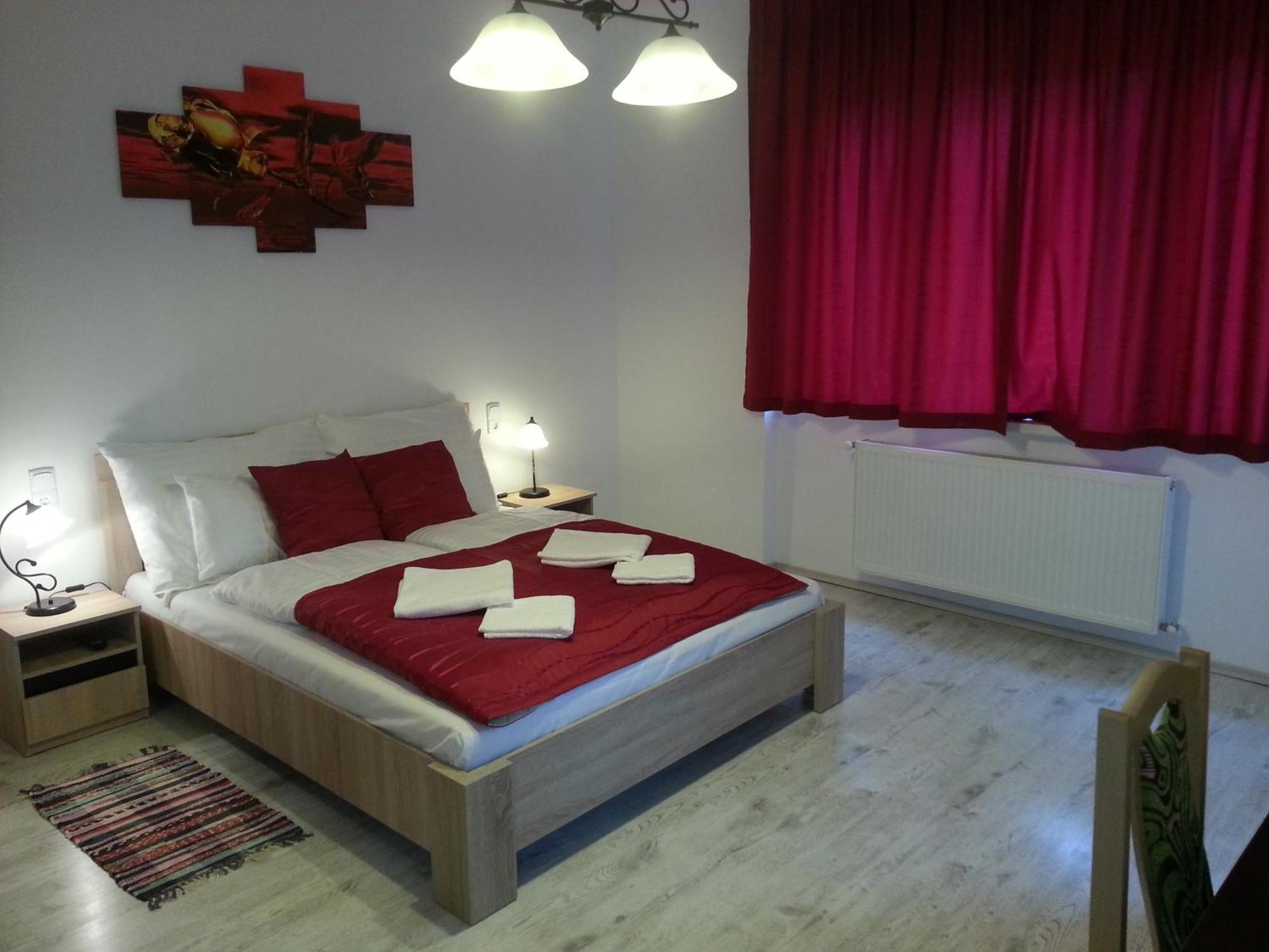 Downtown Apartment Μίσκολτς Εξωτερικό φωτογραφία