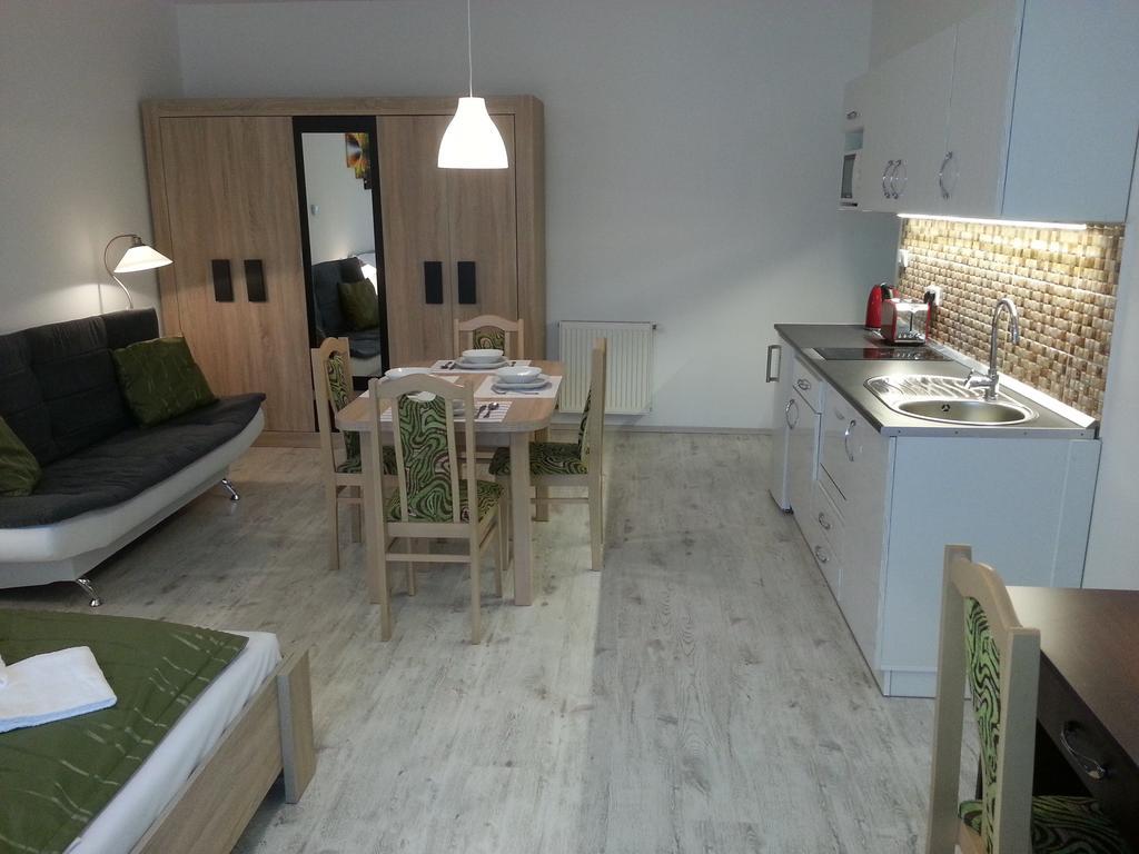 Downtown Apartment Μίσκολτς Εξωτερικό φωτογραφία