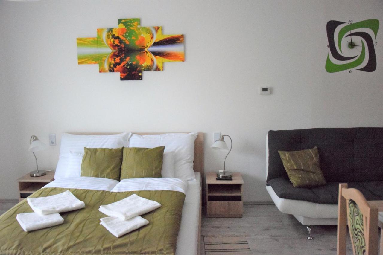 Downtown Apartment Μίσκολτς Εξωτερικό φωτογραφία