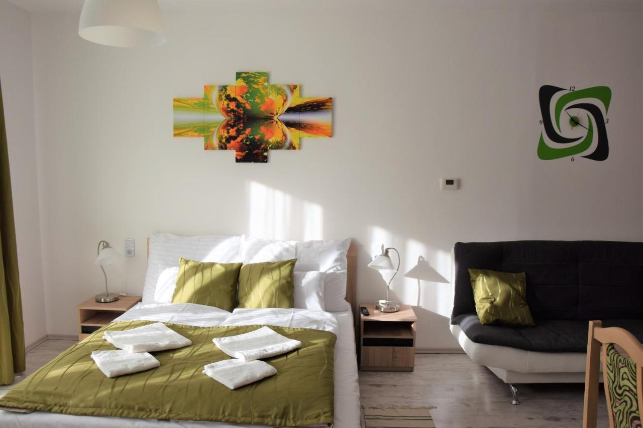 Downtown Apartment Μίσκολτς Εξωτερικό φωτογραφία
